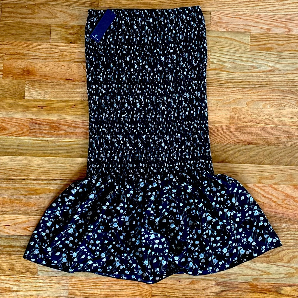 Lulu’s black floral smocked midi skirt